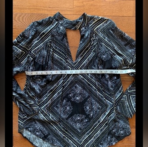 Free People Walking On A Dream Boho Long Sleeve Keyhole Neckline Tunic Top Small - Picture 3 of 8