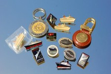 CUNARD LINE QUEEN ELIZABETH 2 QE2 CUNARD PRINCESS ETC COLLECTABLES SOLD ONBOARD