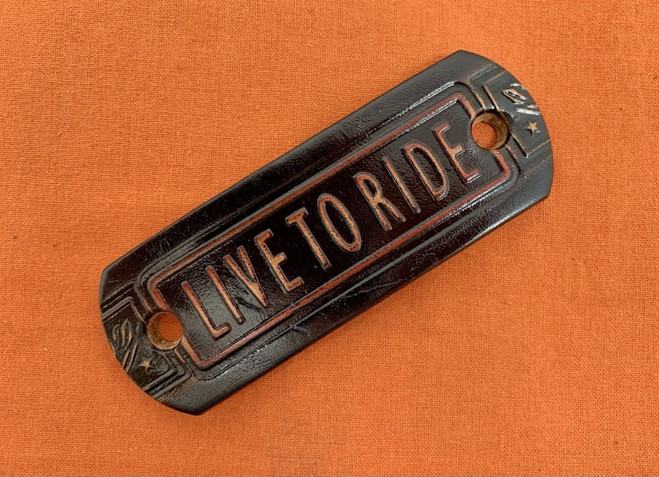 2 Barrettes de Cabelo de Couro com Palitos, Rabo de Cavalo, Live To Ride Biker Artesanal #202 - Imagem 3 de 4