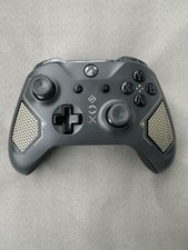 Xbox One Wireless Controller Recon Tech Special Edition (defekt) Microsoft