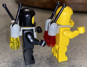 LEGO Space: Mobile Command Trailer (1558)