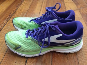 brooks launch 2 women's