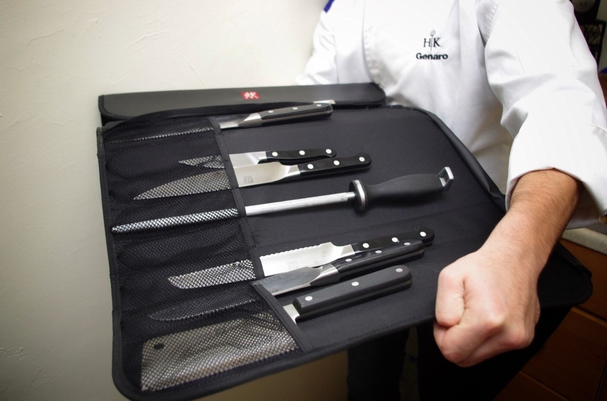 Authentic Hell's Kitchen Season 16 Zwilling Knife Set in black