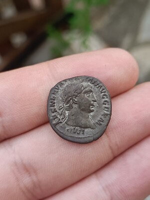 Monnaie Romaine Ancienne - Denier En Argent De L'Empereur Trajan