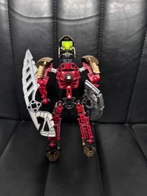 LEGO BIONICLE: Toa Lhikan and Kikanalo (8811)