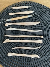 outil à main En Bois. pour façonner et sculpter