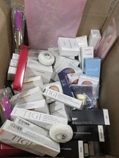 $1200 Retail Value Mixed Lot Box!  Beauty Makeup  Skin Care  Cosmetics Lot 💄