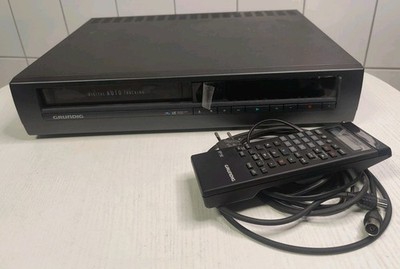 GRUNDIG VS 900 VPS VHS VIDEORECORDER MIT FERNBEDIENUNG , VOLLE FUNKTION Rarität 