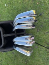 Titleist T300 2021 / Irons 5-PW / Regular Plus Flex Brand New Lamkin Grips !