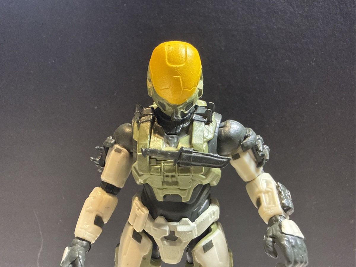 World of Halo Infinite Mantis Spartan Eva Pilot 4
