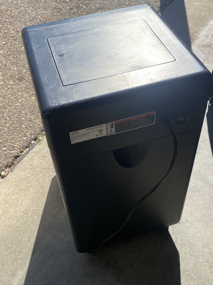 STAPLES Professional Series 24-Sheet Cross-Cut Paper Shredder