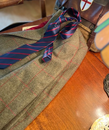 NEVER BEEN KISSED REPP TIE NAVY/RED STRIPES - Picture 6 of 8