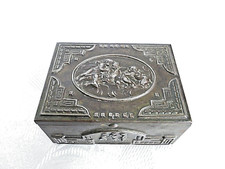 Jugendstil Blechdose mit Putti