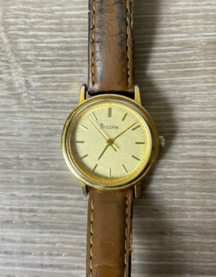 Vintage Womens Bulova T6 Gold Tone Leather Watch Analog New Battery