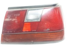 Feu arrière Nissan SUNNY