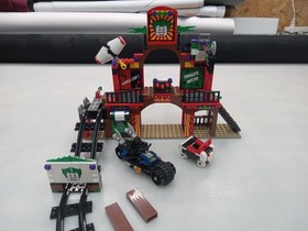 LEGO 6857 Full Rebuild (CLEAN & MINT) The Dynamic Duo Funhouse Escape NO FIGURES