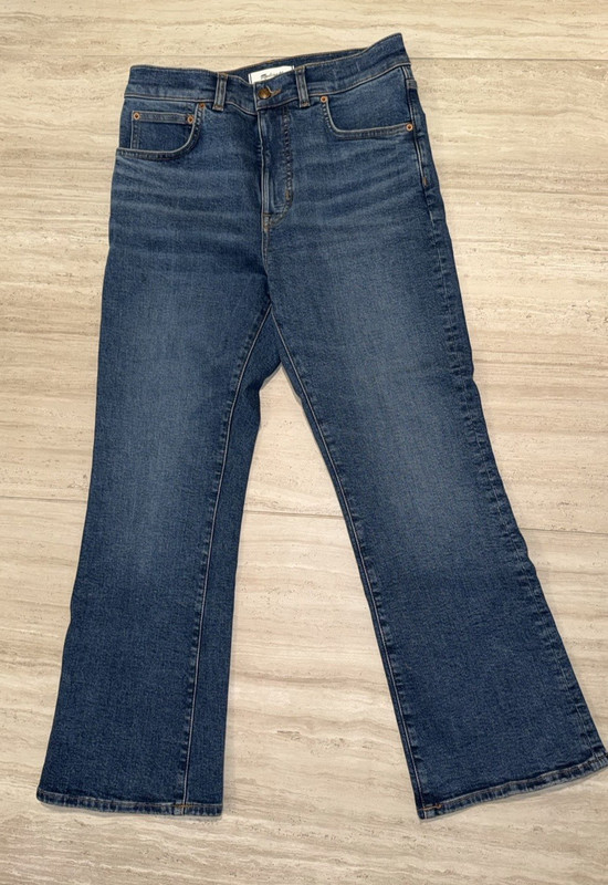 Madewell women's The Vintage Flare Crop Jean size 28 blue medium wash denim
