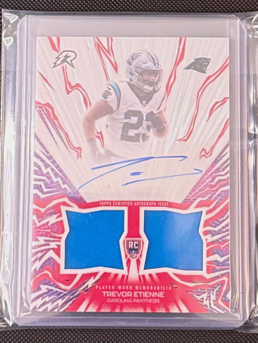 Trevor Etienne 2025 Topps Resurgence Amped Up Rookie Relic Autographs #AUTE Base