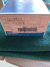 OMRON TL-X5Y1