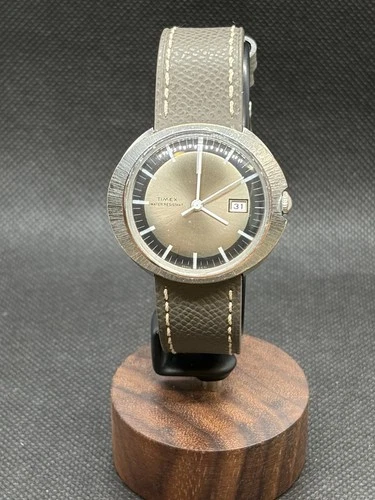 Timex UFO Date 1970s Brown Dial Cushion Case 38mm Manual Wind Watch