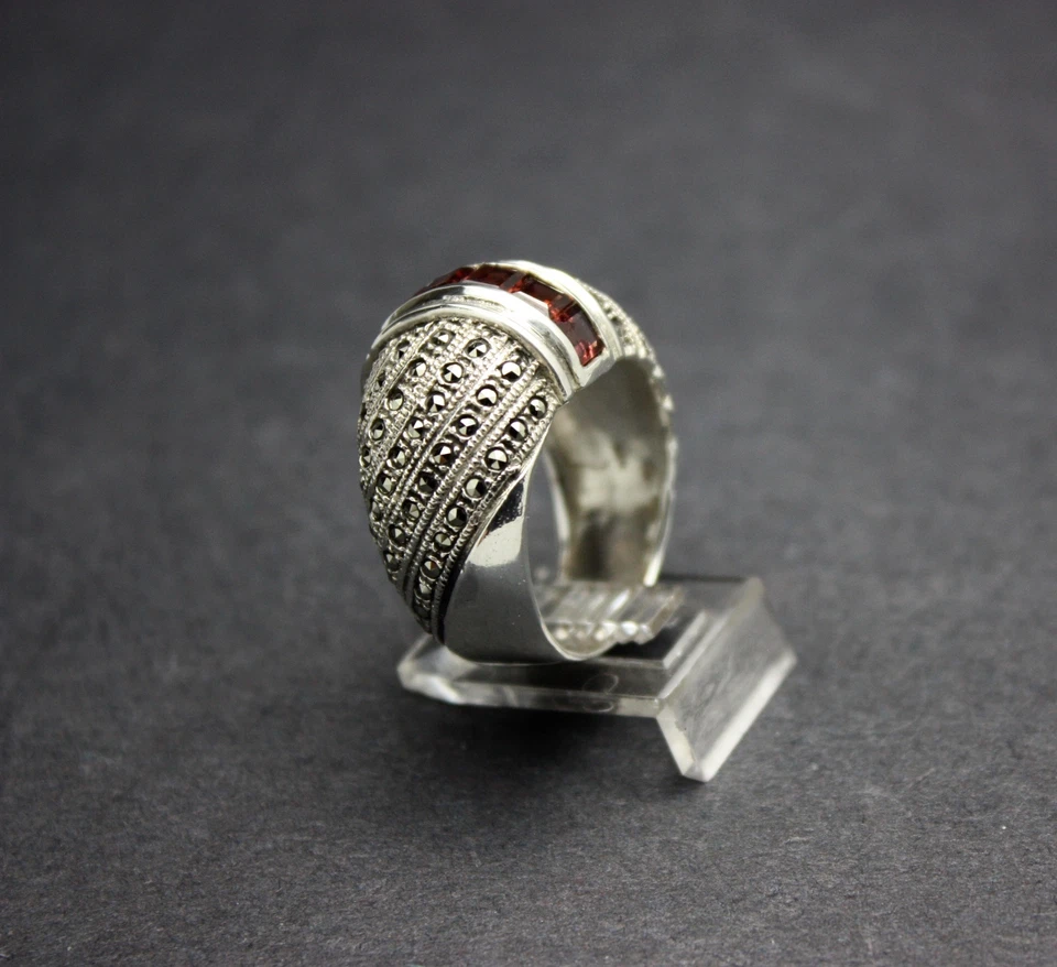 ANILLO PLATA ESTERLINA MARCASITA Y GRANATE ¡ENVÍO RÁPIDO GRATIS!! Foto 3 de 4