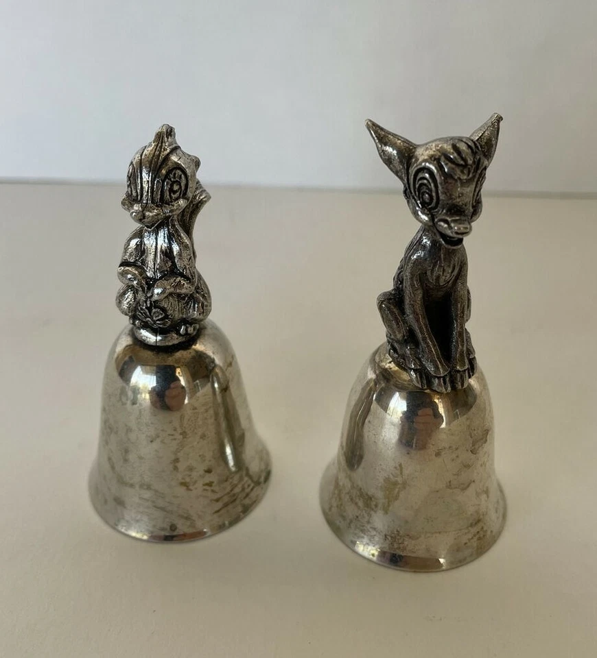 Campanas de peltre Disney Flower the Skunk and Bambi NE Collector's Society Foto 3 de 4