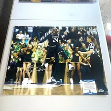 ARIKE OGUNBOWALE signed autographed 16x20 PHOTO NOTRE DAME IRISH BECKETT Y80693
