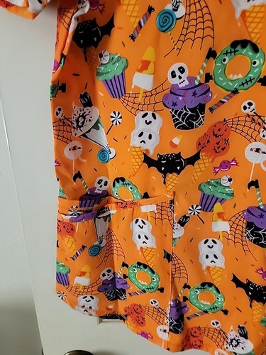 Halloween Scrub Size Small W/POCKETS NWT performance stretch ultra soft GHOST 👻 - Picture 3 of 12