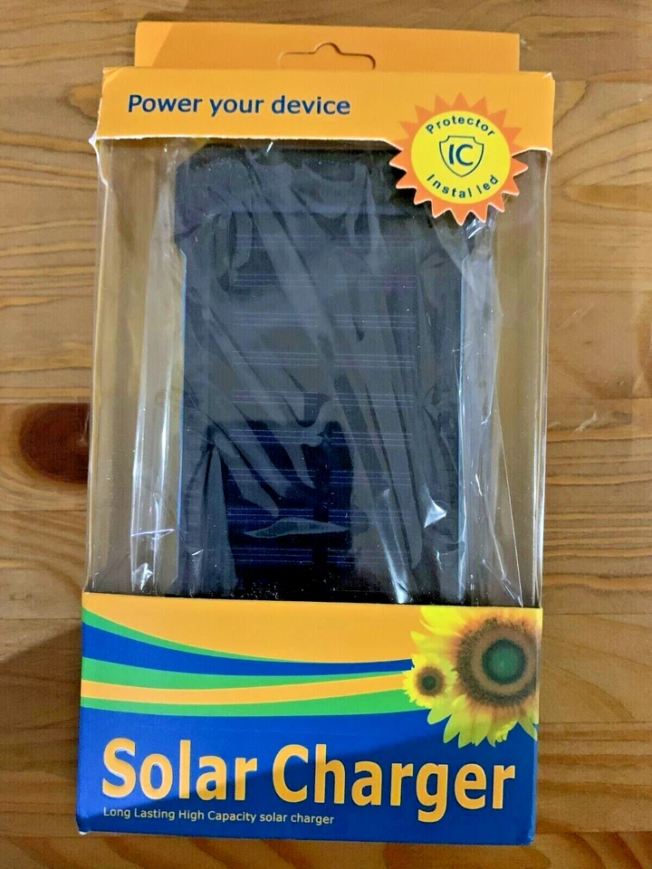 Portable Solar Charger and 10,000mAh Power Bank - Image 2 of 2