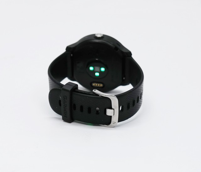 garmin vivoactive 3 music cena