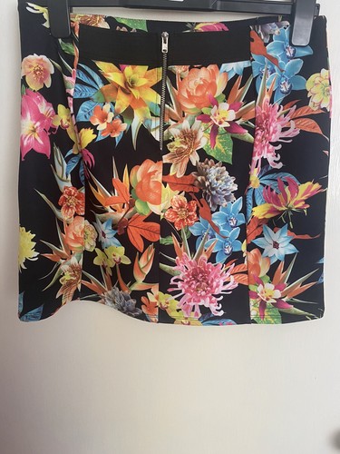 Miss Selfridge Floral Skirt - Size 10 - Picture 2 of 3