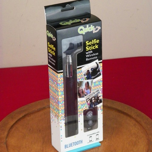 Selfie Stick By Quick Wireless Remote Bluetooth New In Box - Picture 2 of 4