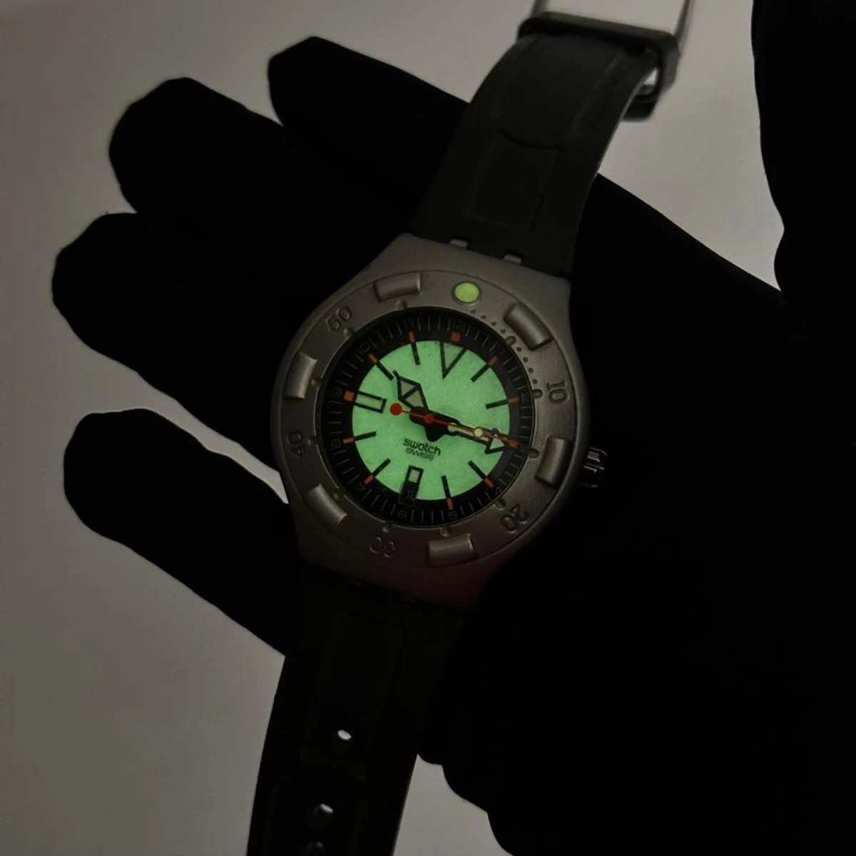 Swatch Round 200 m (20 ATM) Water Resistance Wristwatches for sale