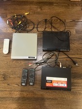Lecteur DVD. Lot de 3 tous fonctionnels. Deux Sony et une symphonique. Télécommandes incluses.