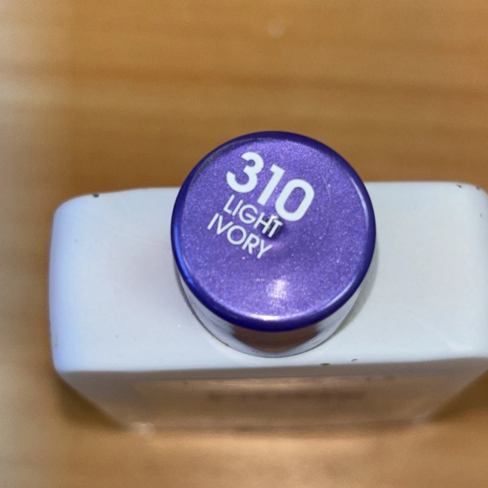 4pk LOREAL MAGIC NUDE LIQUID POWDER PERFECTING MAKEUP 310 LIGHT IVORY - Image 3 of 3