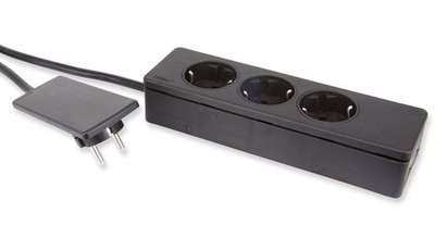EVOline Plug mit 3-fach Steckdosenleiste, schwarz
