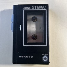 Vintage Working Sanyo M-5550 Stereo Cassette Player/recorder 1st portable player