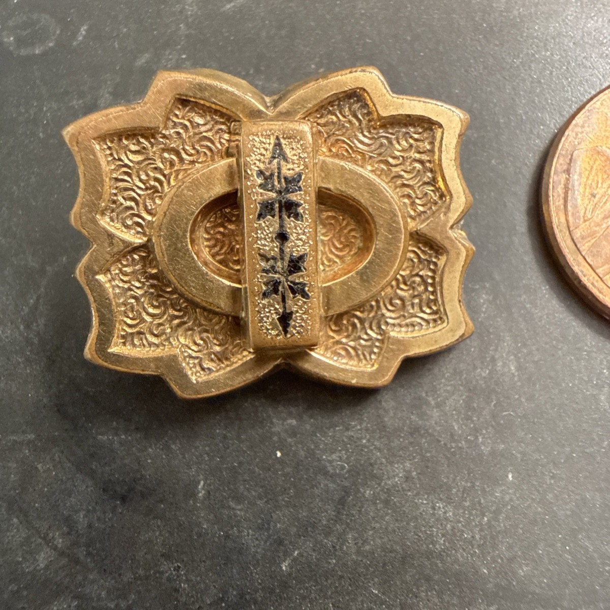 Antique Victorian Bar Brooch – Arrow & Fleur-de-Lis Motif – C-Clasp View 2
