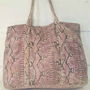 bcbgmaxazria tote