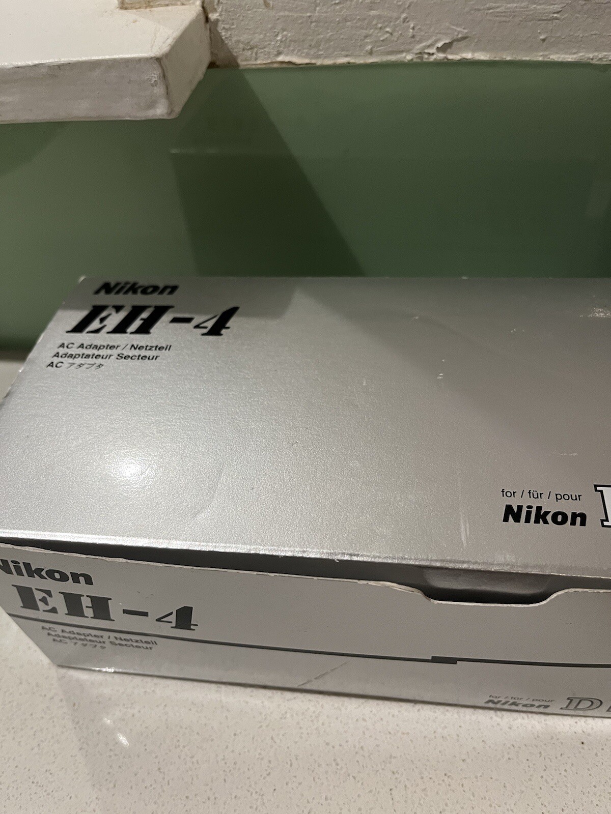 Instant Results Nikon D1X 5.3MP Professional Digital SLR Camera - WITH BATTERY - Image 6