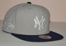 Mitchell  Ness NEW YORK YANKEES Snapback Hat Cap MLB VINTAGE NY LOGO 3R