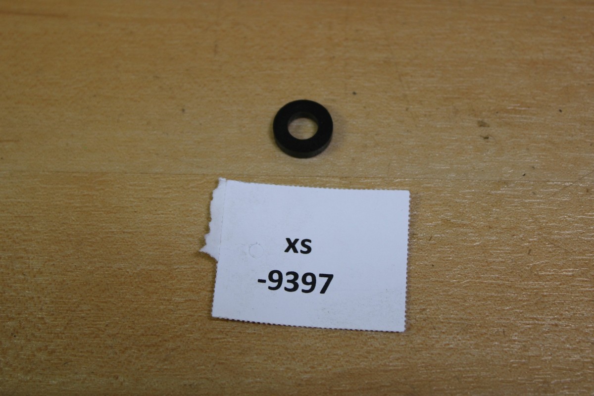 Kawasaki 16073-1070 Insulator NOS NEU genuine xs9397 | eBay Kawasaki 16073-1070 Insulator NOS NEU genuine xs9397 | eBay