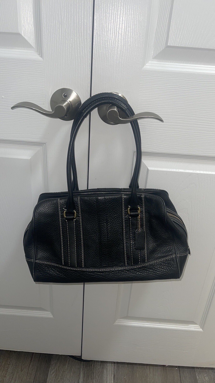 Black Coach Pebbled Grain Leather Pocketbook Shoulder Bag No. J0693