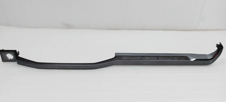Платиновый молдинг приборной панели 2023 2024 Ford F- Super Duty PC3Z2604338E - Изображение 2 из 4