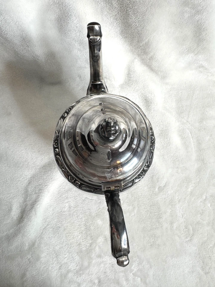 Tetera vintage Rogers & Bro 4601 plateada 10" exquisita colección Foto 3 de 4