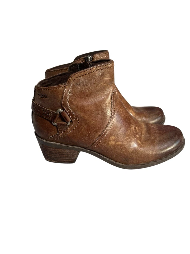 Botas para mujer Teva de cuero con cremallera lateral al tobillo coñac talla 8,5 Foto 2 de 4