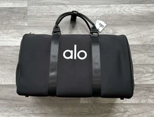 Alo Yoga Traverse Duffle Bag Black Excellent Condition
