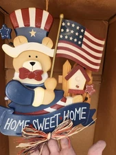 Vintage 4th of July  / Patriotic / Uncle Sam Bear Wood Door Wreath    9.5x11"