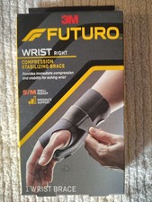 FUTURO Compression Stabilizing Wrist Brace, Right Hand, Small/Medium Size