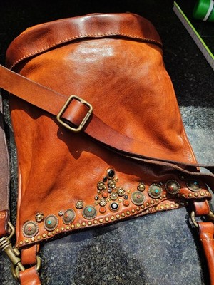 Campomaggi Passiflora Leder Tasche mit Nieten Schmucksteine